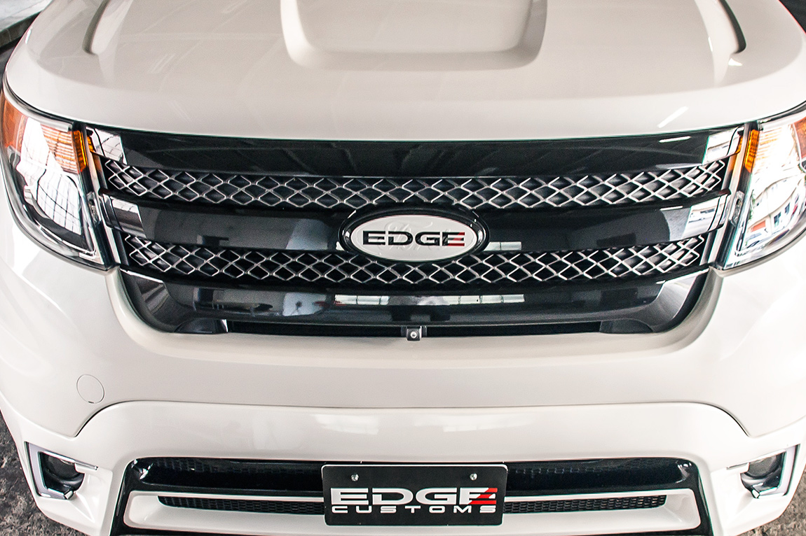 EDGE CUSTOMS Ford Explorer E